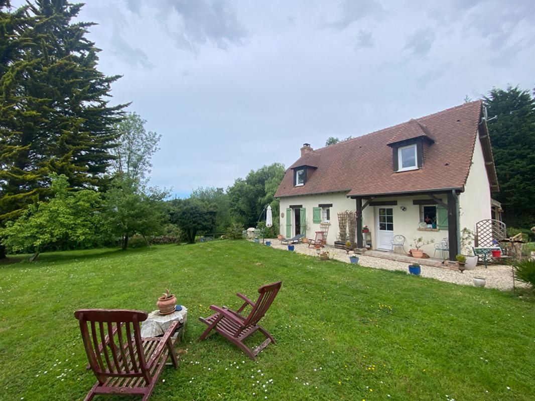 Maison proche DOZULE 3 chambres, le tout sur un terrain de 3000 m²