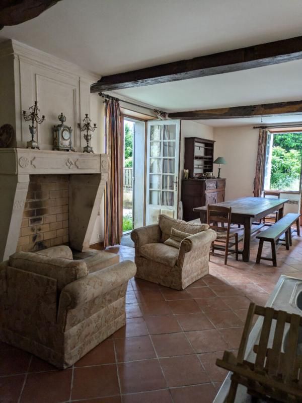 CERCOUX Maison de bourg, Cercoux 6 pièce(s) 160 m2 2