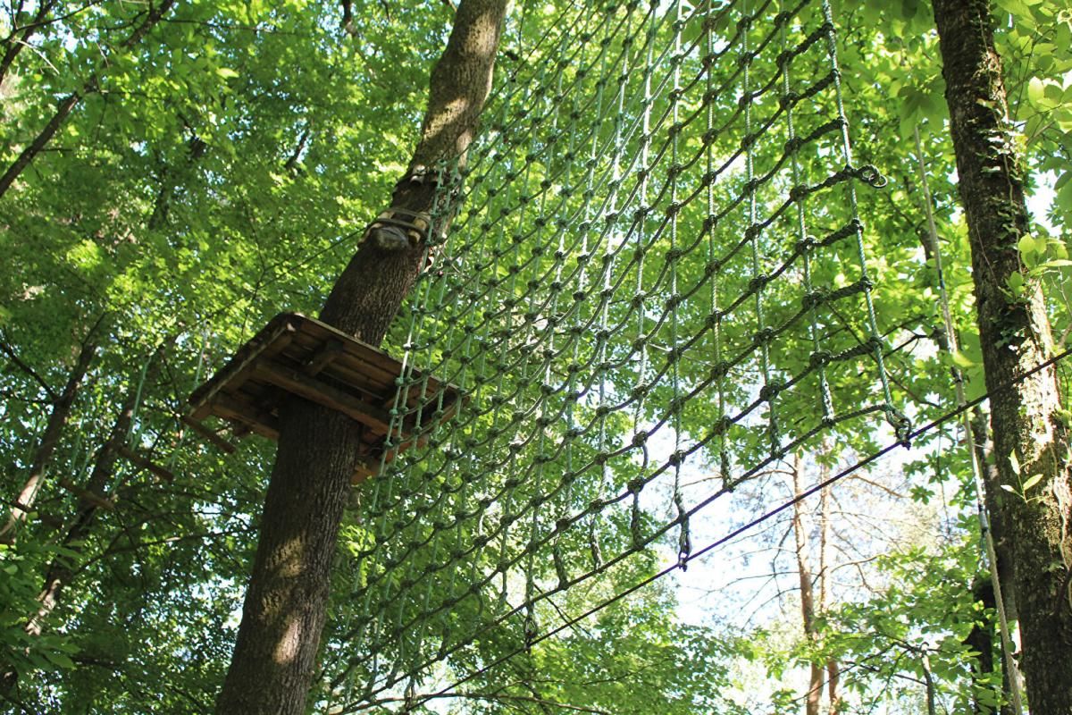 LIMOGES LIMOGES - Parc de loisirs : activité Accrobranche sur 1,5 Hect 1