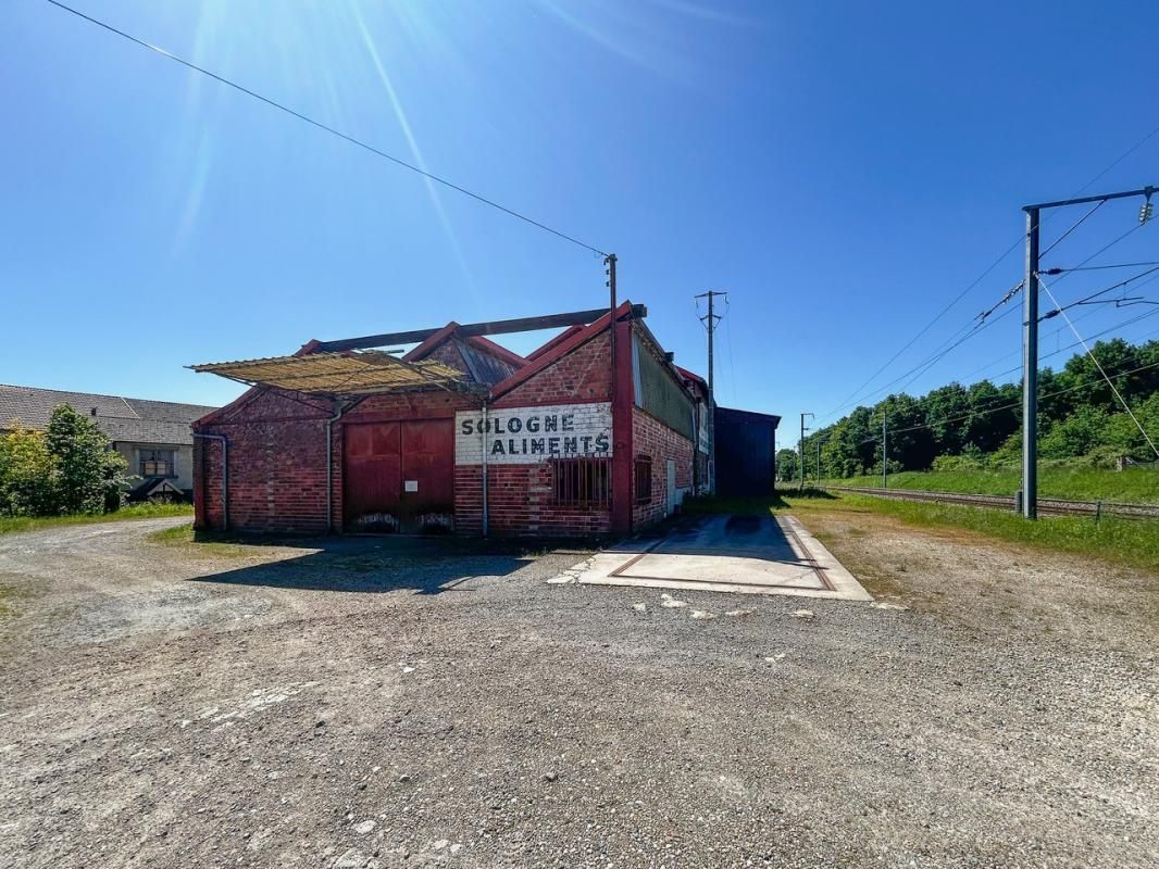 CHATRES-SUR-CHER Entrepôt Châtres Sur Cher 1080 m2 4