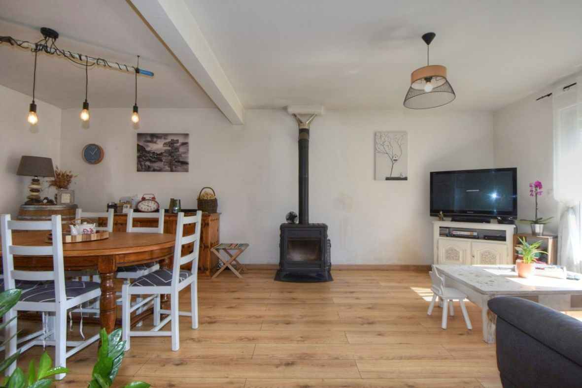 TREGUIER Maison 4 chambres de133 m2, sur terrain 4800 m2,, double  garage de 90 m2 3
