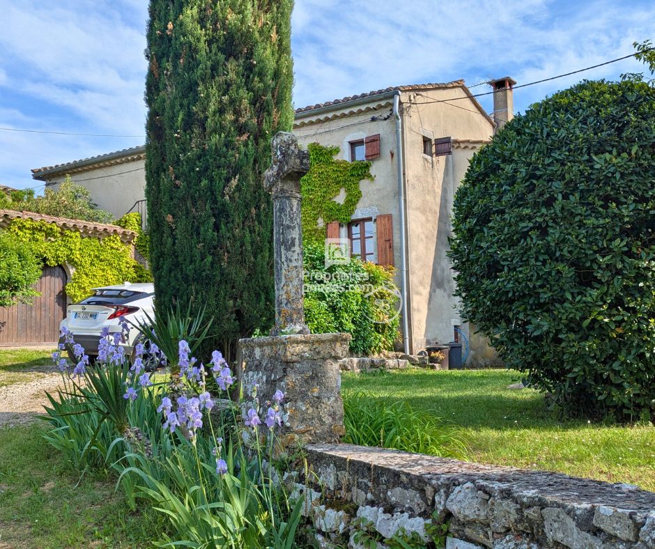 SAINT-ANDRE-DE-CRUZIERES Mas du XVIIIe avec vue, charme et potentiel locatif |Saint-André-de-Cruzières, entre Gard et Ardèche 3