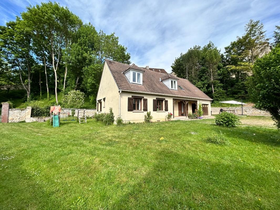 PAVILLON IDEAL POUR UNE GRANDE FAMILLE !