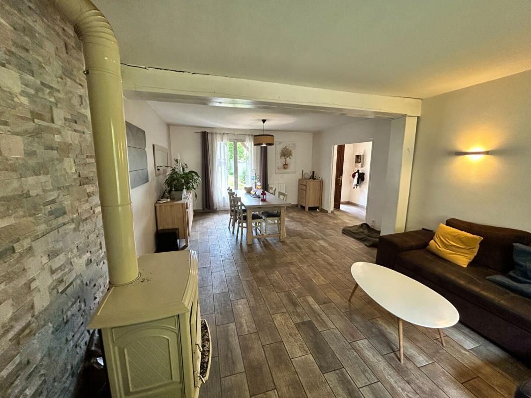 CHARS PAVILLON IDEAL POUR UNE GRANDE FAMILLE ! 4
