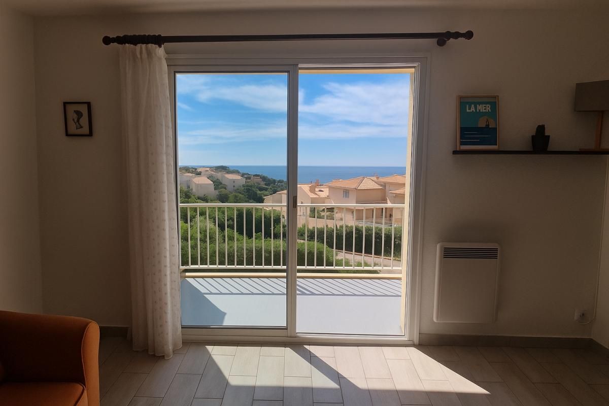 CARQUEIRANNE Appartement Carqueiranne 2 pièce(s) 31 m2 - Vue mer exceptionnelle 1