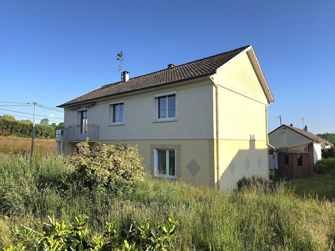 SAINTE-GAUBURGE-SAINTE-COLOMBE 61370 Maison de ville Sainte Gauburge Sainte Colombe 4 chambres 111 m2, terrain 667 m² 1