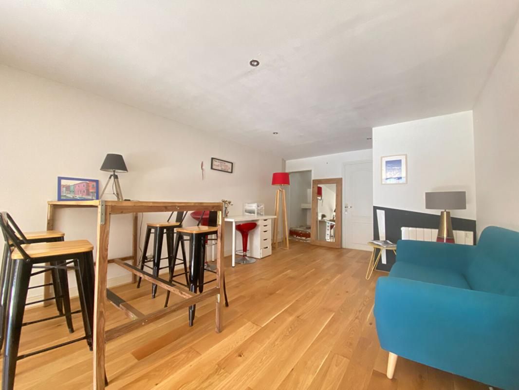 BORDEAUX Charmante maison 3 ch 2 terrasses petit parking 4