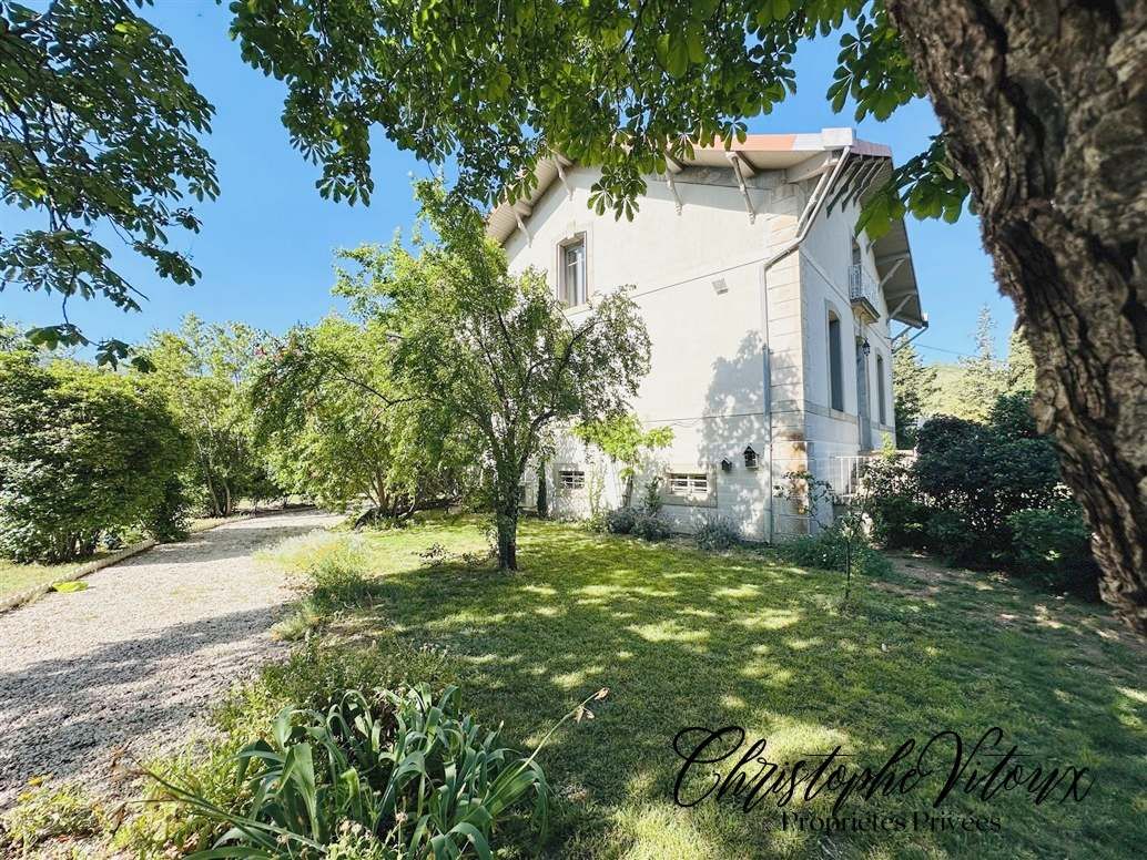 CARCASSONNE Maison de maître - 240 m2 habitables 4