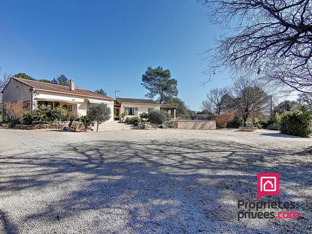Villa 160 m2 , plain-pied Saint Maximin La Sainte Baume 83470