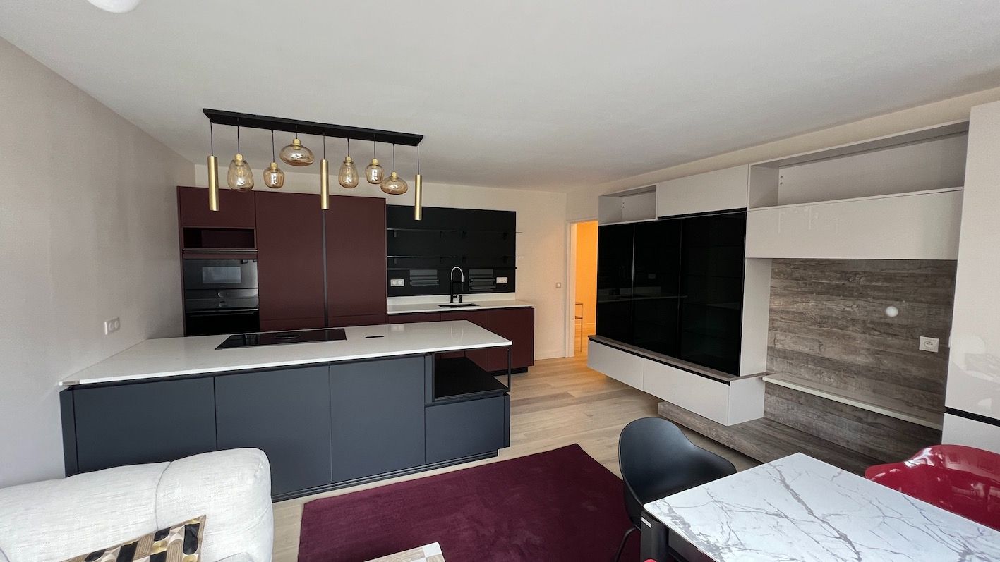PARIS-14E-ARRONDISSEMENT Très beau 3 pièces entièrement rénové, meublé et équipé Paris 75014 1