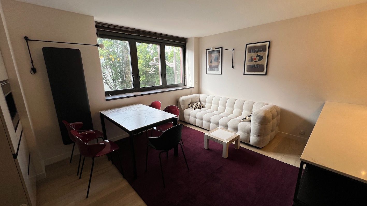 PARIS-14E-ARRONDISSEMENT Très beau 3 pièces entièrement rénové, meublé et équipé Paris 75014 3