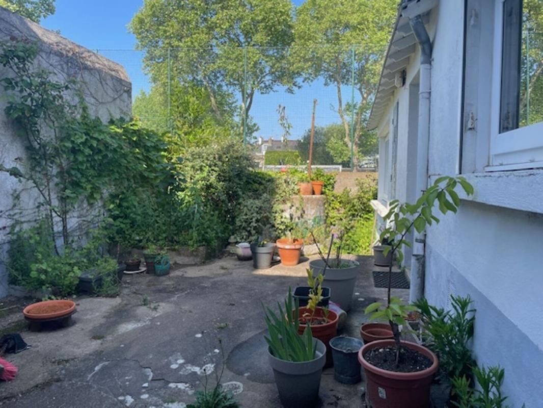 Saint-Nazaire - Maison à rénover - Hôtel de Ville / Jardin des Plantes -