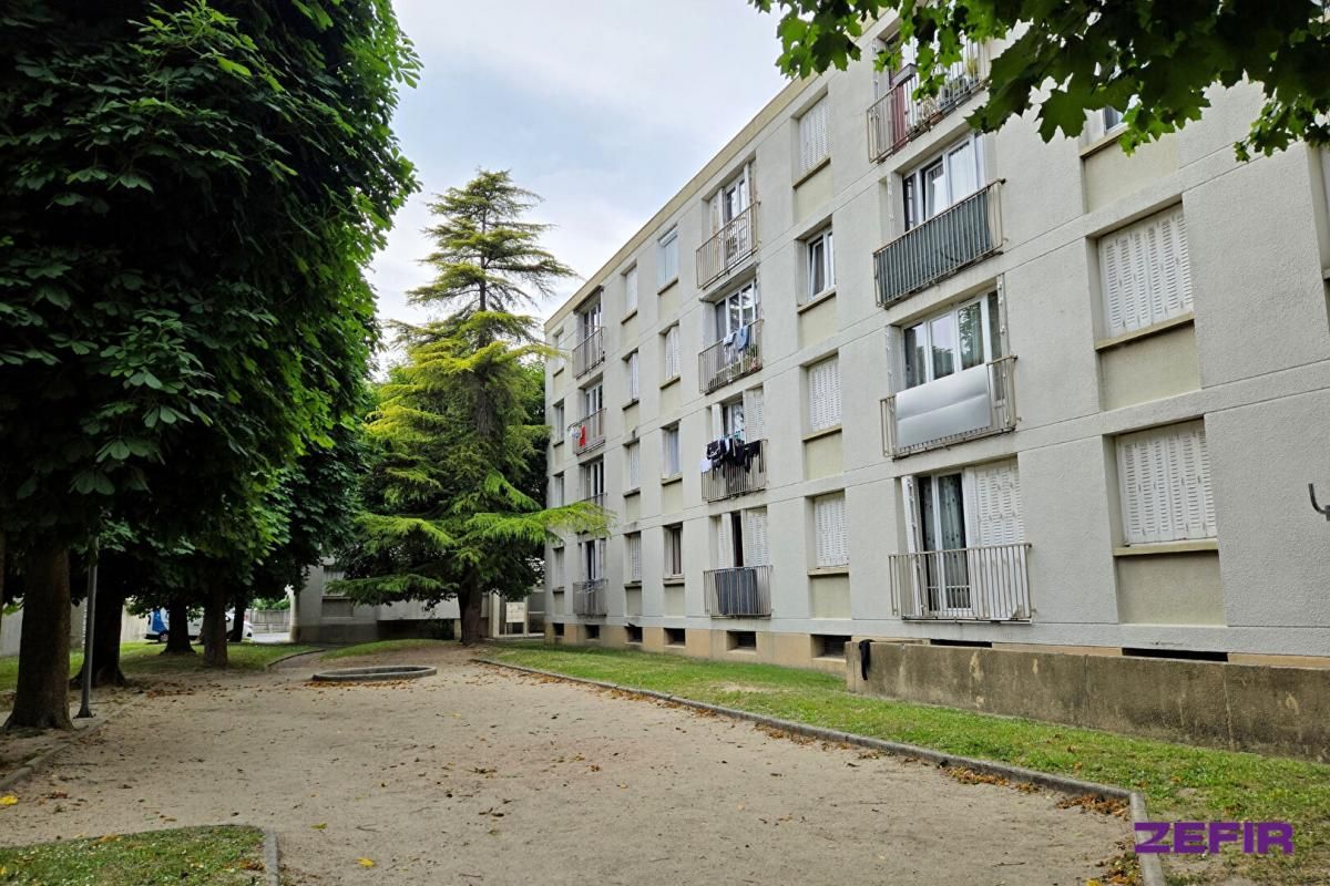 BOBIGNY Appartement Bobigny 3 pièces de 51 m2 1