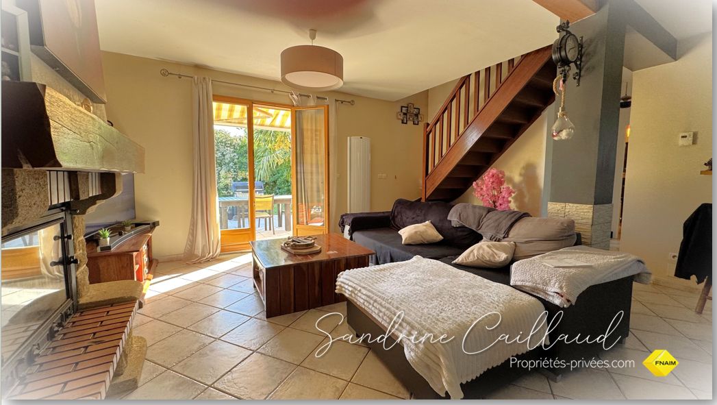 HOUDAN EXCLUSIVITÉ VIP - 8MN HOUDAN - BELLE MAISON FAMILIALE - 4 CHAMBRES - GARAGE - TERRAIN 1500M² - 334000 Euros HAI 4
