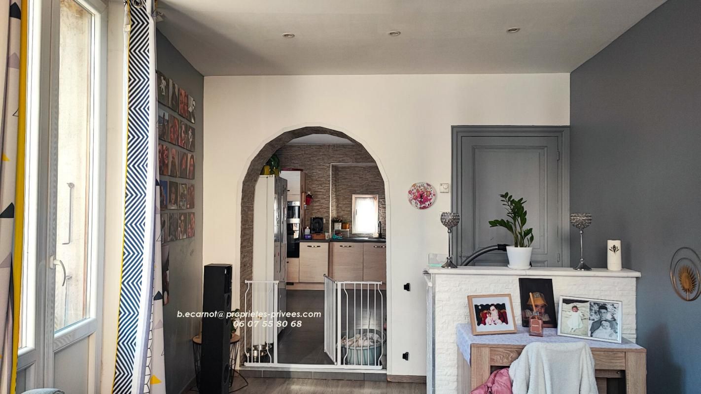 38450 VIF Maison de ville 4PP - 87 m² au sol