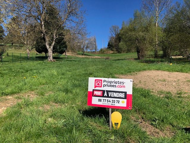 CHABRELOCHE Vente Terrain à batir d'environ 4940 m2 divisible 1