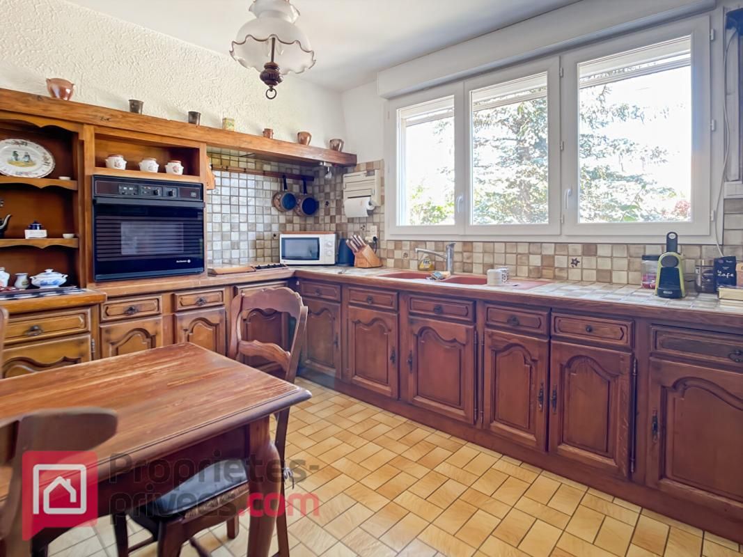 SAINT-BRIS-LE-VINEUX Maison Saint Bris Le Vineux 9 pièces 168 m2 4