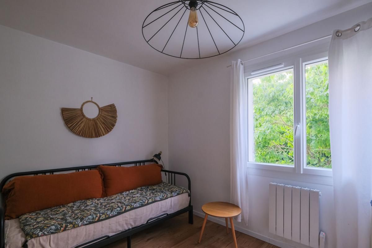 MERIGNAC Merignac  Maison Familiale avec 4 chambres, jardin arboré, piscine chauffée et garage 4