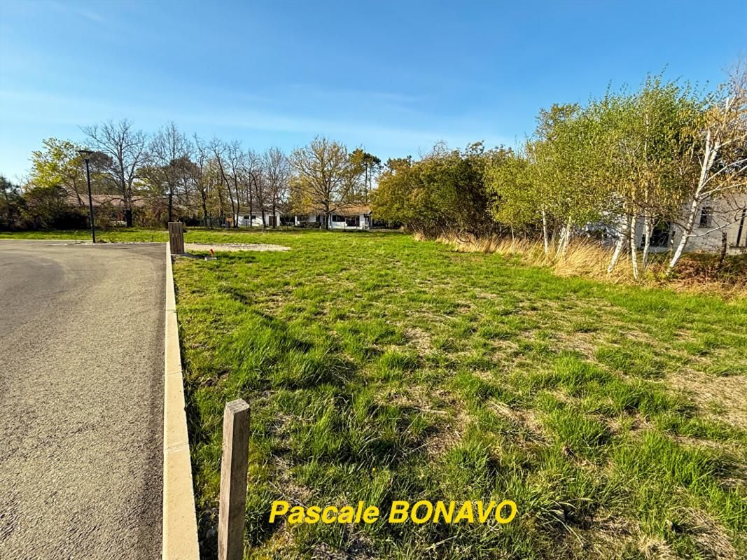 HOURTIN - Terrain Constructible viabilisé 600m du Lac