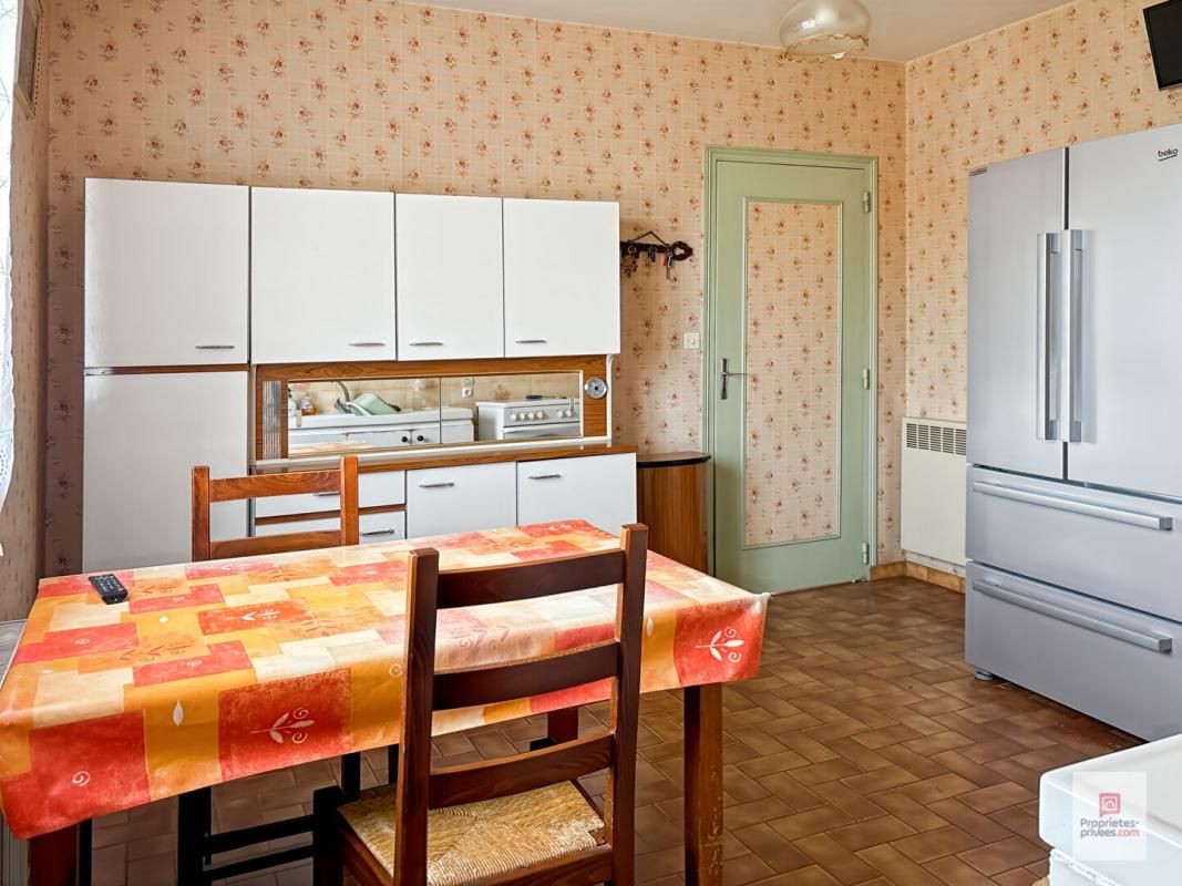 DAUMERAY Maison sur sous-sol - Daumeray 5 pièce(s) -104 m2 4