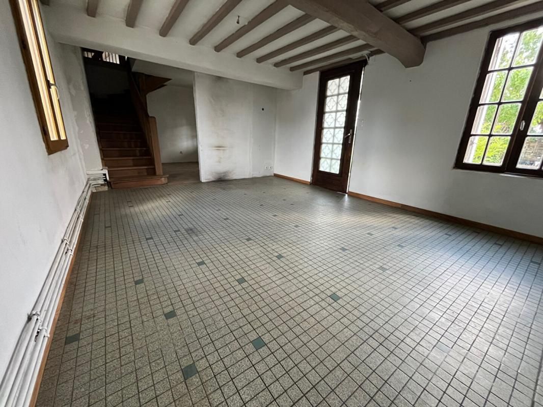 LACHAPELLE-AUX-POTS MAISON ANCIENNE 3 CHAMBRES 66 M2 3