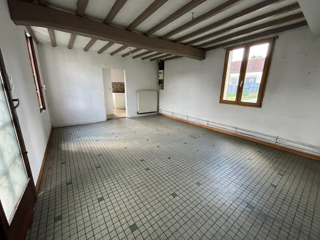 LACHAPELLE-AUX-POTS MAISON ANCIENNE 3 CHAMBRES 66 M2 4