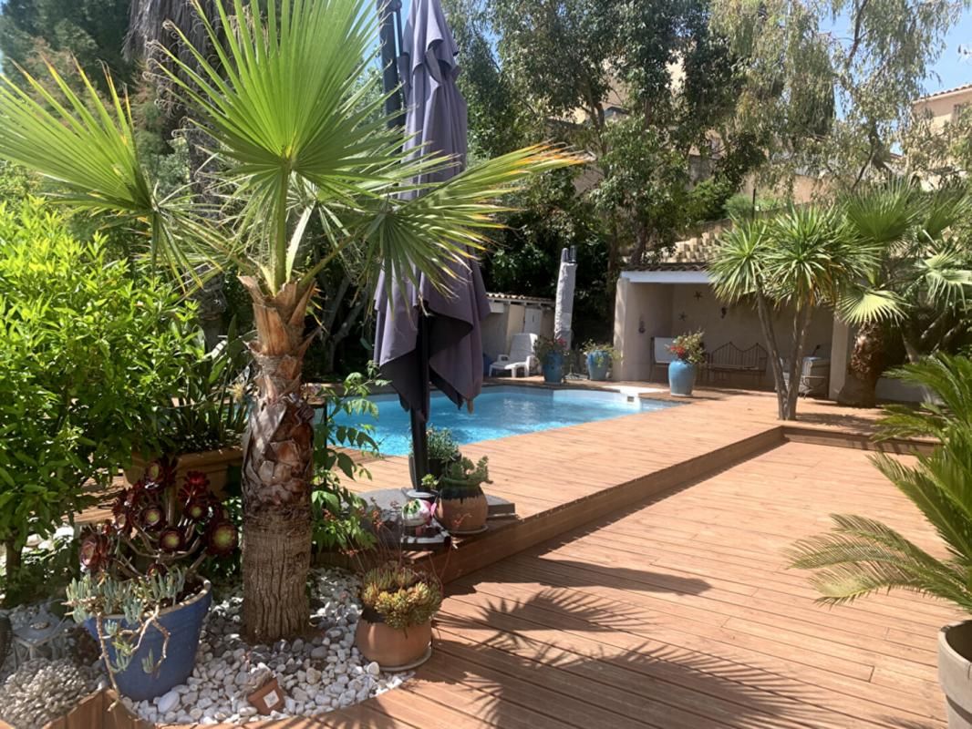 MARTIGUES Maison Martigues 6 pièce(s) 110 m2 2