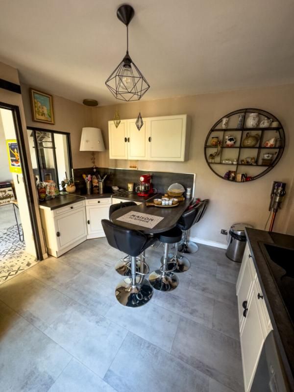 MARTIGUES Maison Martigues 6 pièce(s) 110 m2 4