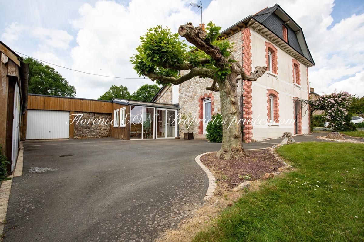 Maison La Chapelle Erbree 5 pièce(s) 113 m2