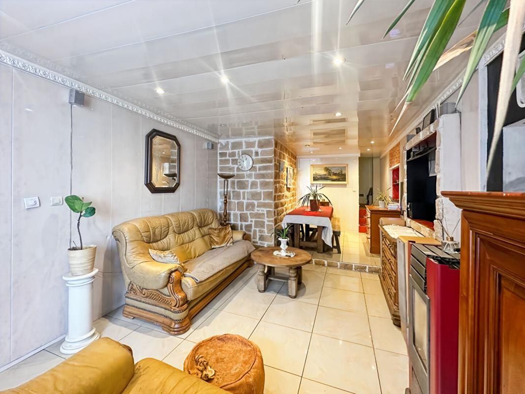 Une maison, une opportunité, une aventure immobilière à ne pas manquer !