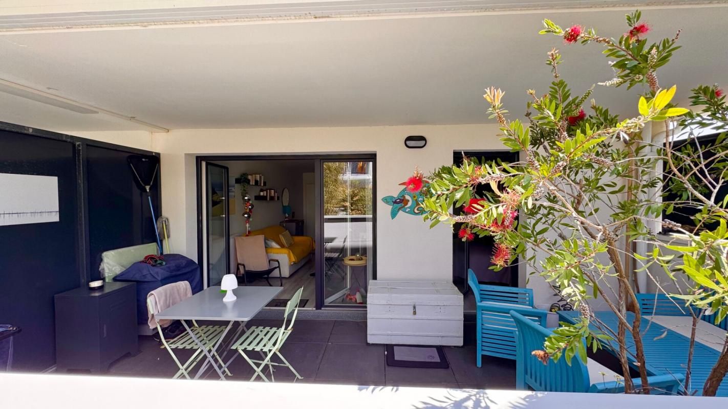 ANDERNOS-LES-BAINS BEL APPARTEMENT TYPE 2 AVEC TERRASSE 1