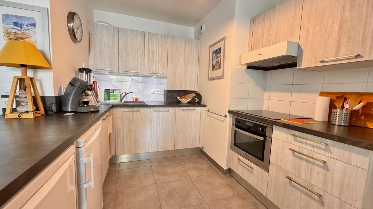 ANDERNOS-LES-BAINS BEL APPARTEMENT TYPE 2 AVEC TERRASSE 2