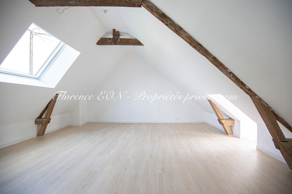 BAIS Maison 6 pièce(s) 120 m2 2