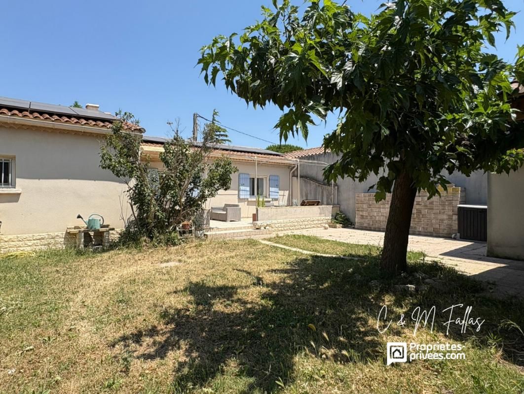 SORGUES Maison 3 chambres de plain-pied avec jardin et stationnement - Sorgues 1
