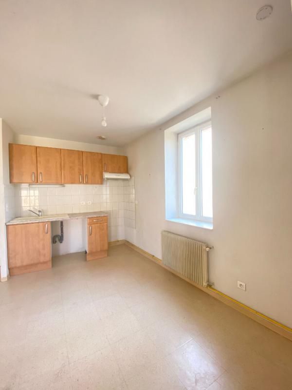 RIOM Appartement 4 pièces 3