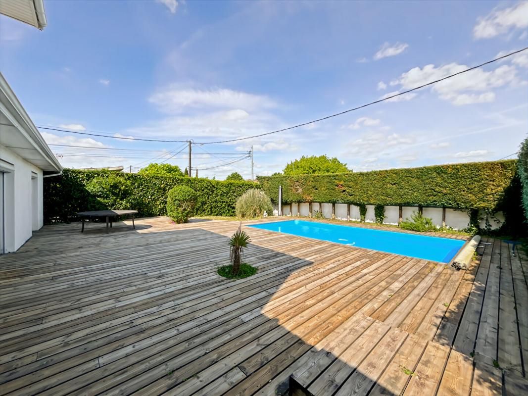 EXCLUSIVITE Maison 183 m², spa, double garage 70 m² , piscine