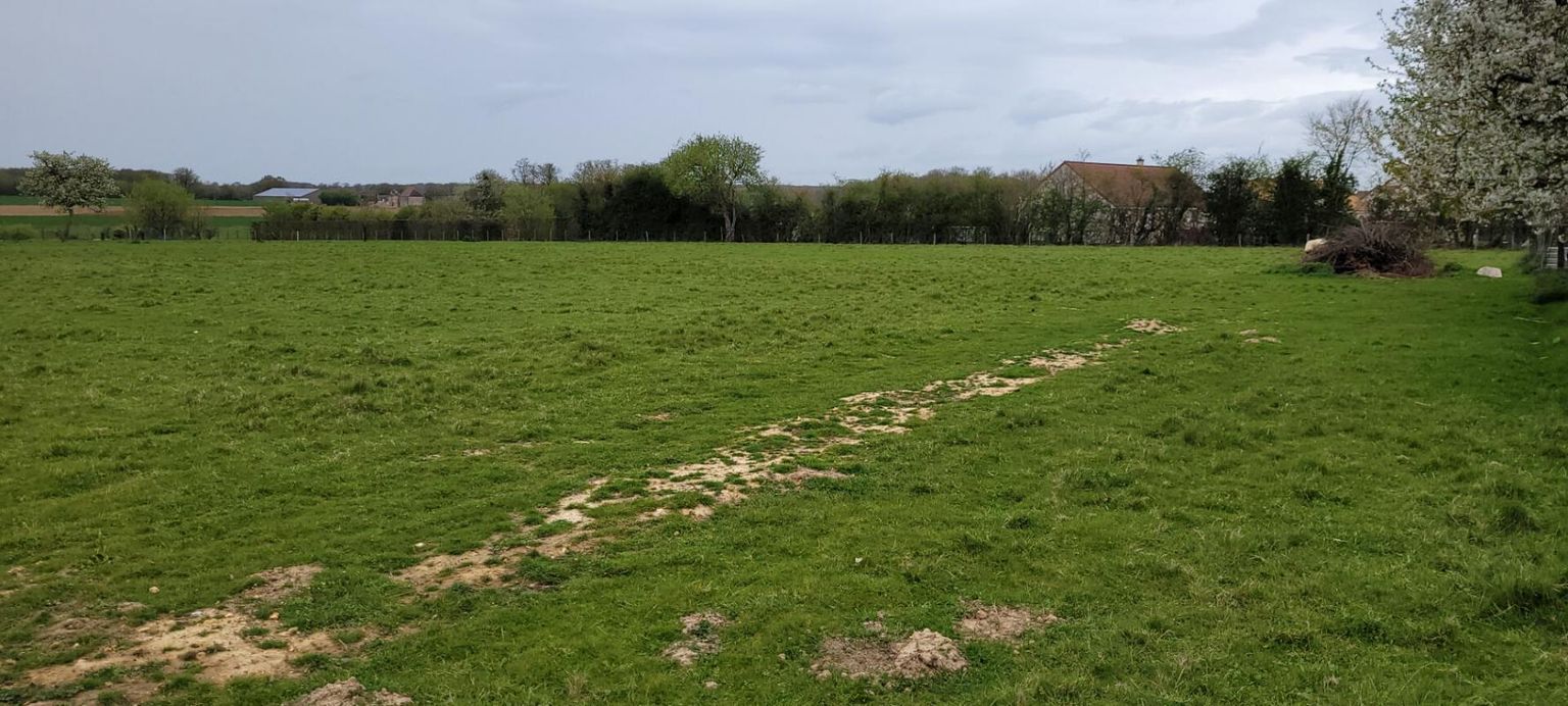VENDOME TERRAIN A BATIR DE 4329 M² 2
