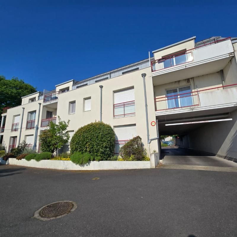 NANTES / PERRAY: Charmant 2 pièces rénové au calme en fond d'impasse