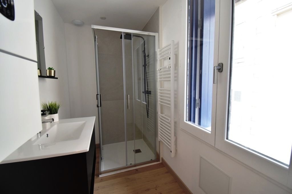 LES SABLES-D'OLONNE Maison individuelle Les Sables d'Olonne 2 pièces 37 m2-150m plage 3