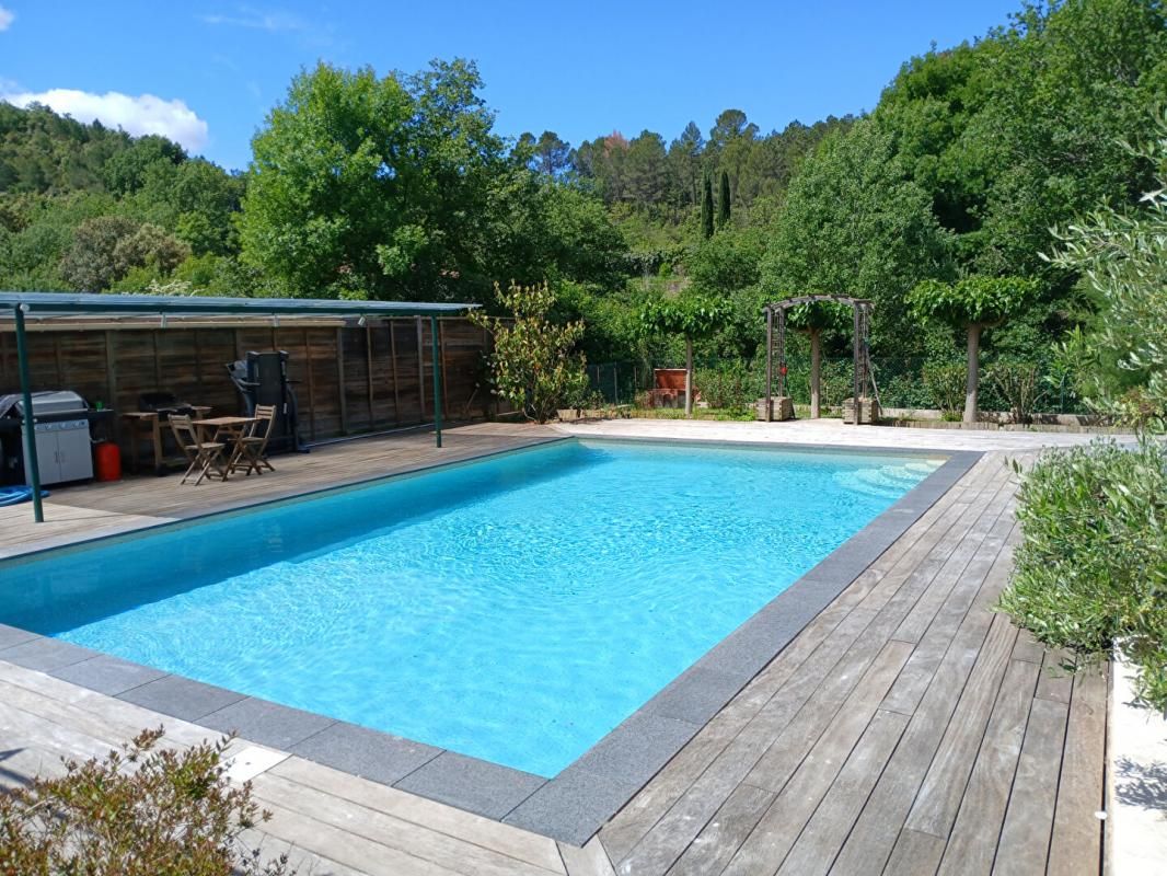 BRAS Demeure de prestige de 350 m2 sur 5068m² de terrain - Bras 4