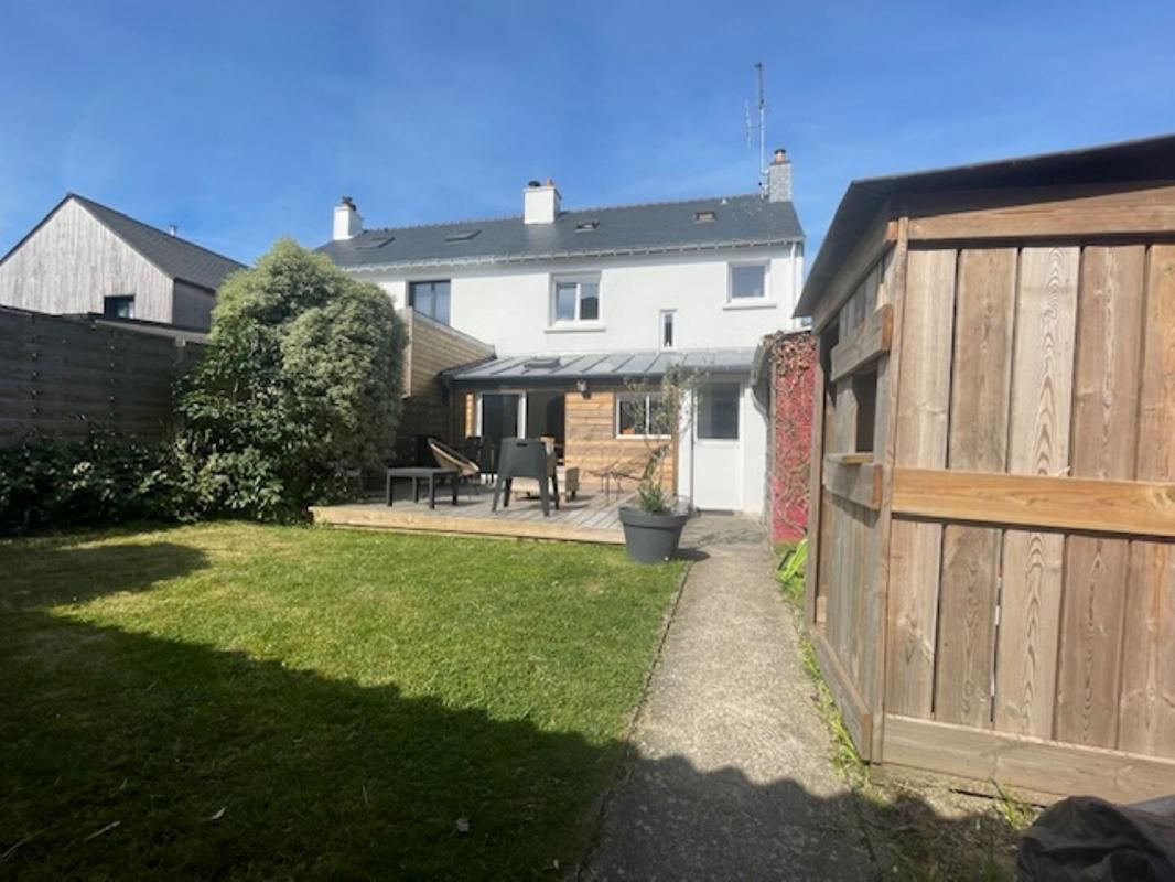 Sautron - Maison 5 chambres -1 bureau - 3 salles d'eau - Jardin -