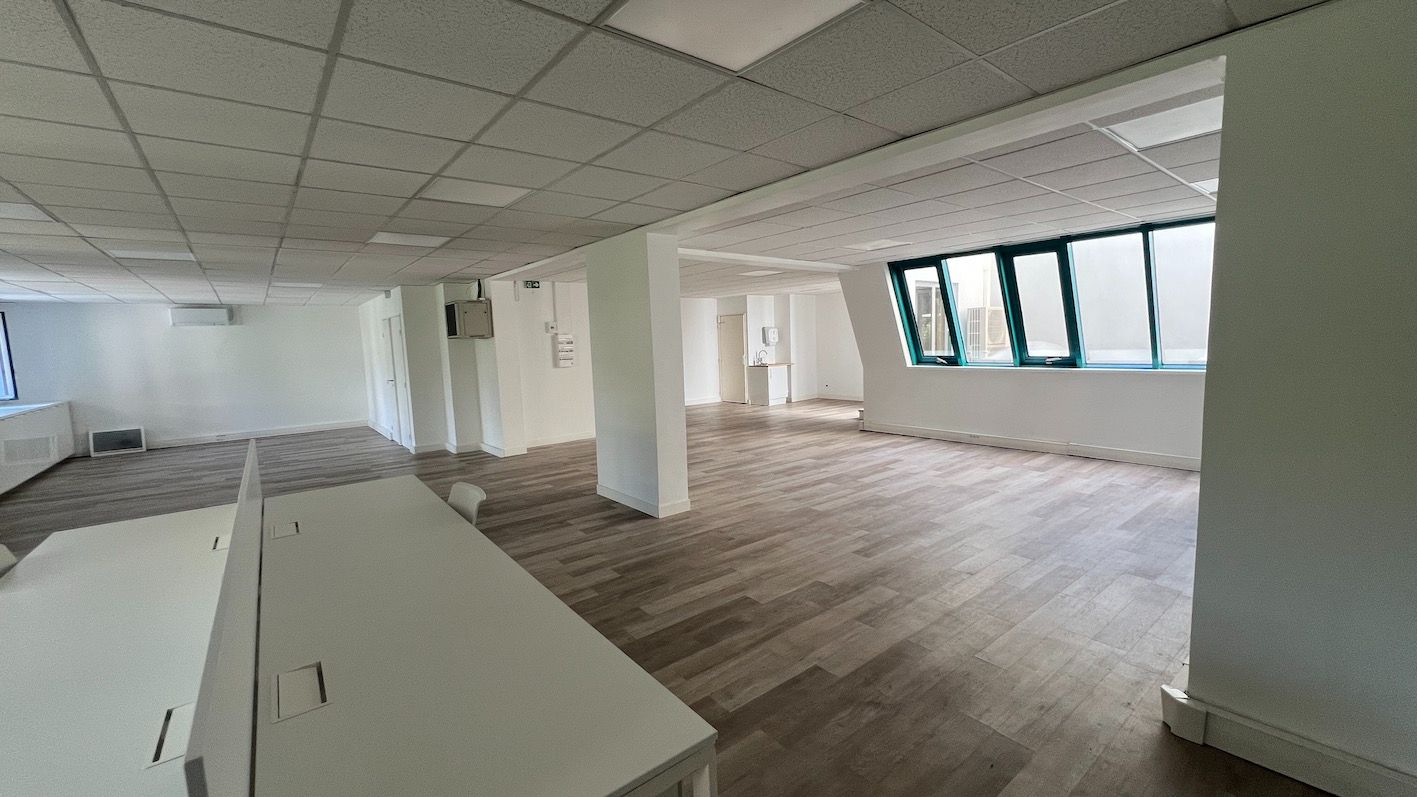 BOULOGNE-BILLANCOURT BOULOGNE BILLANCOURT - BUREAUX 154 m² 2