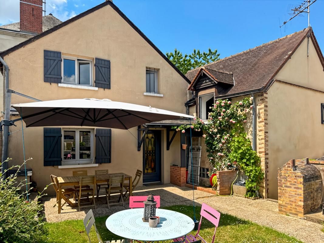 PARCE-SUR-SARTHE Maison Parce Sur Sarthe 6 pièce(s) 114 m2 1