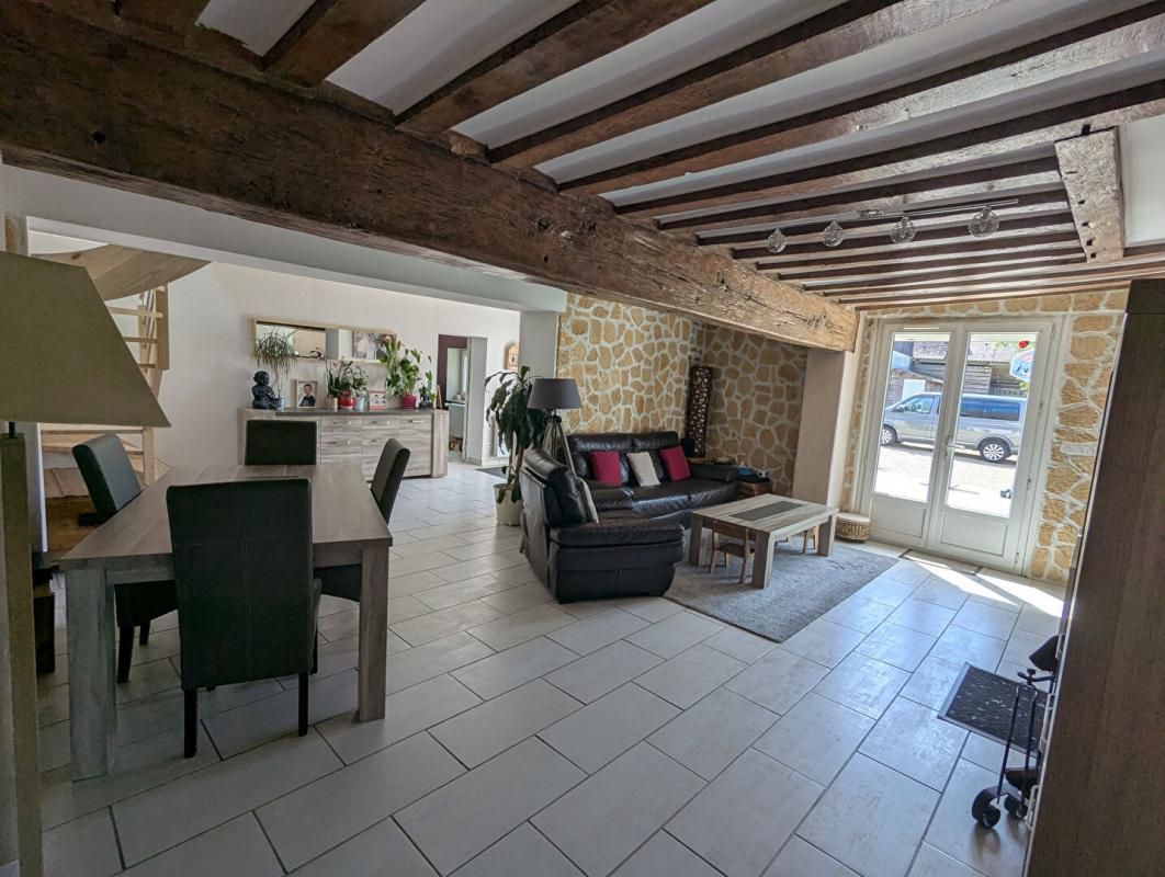 MONTIREAU Propriété 190m2 4 chambres 2