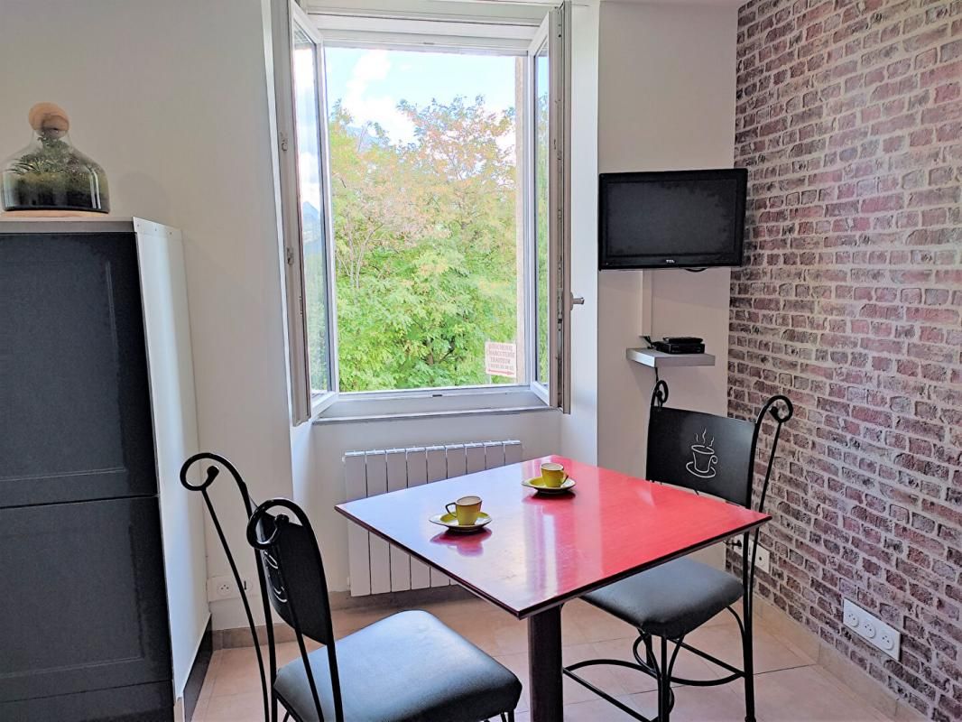 MEZEL Appartement meublé T2 2