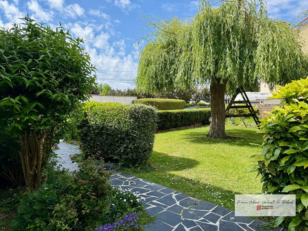 LE HAVRE À VENDRE LE HAVRE PLACE DE BLÉVILLE - VIE DE PLAIN-PIED - Maison Le Havre 7 pièce(s) 105 m2 2