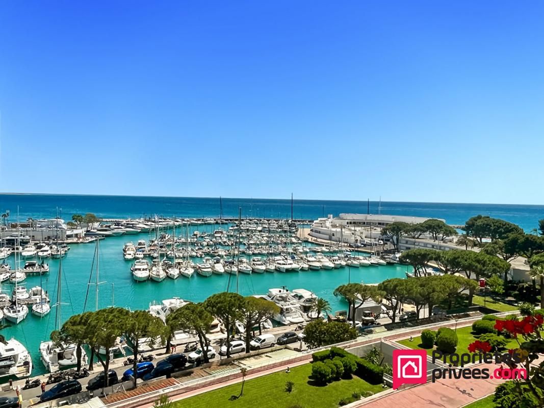 EXCLUSIVITE : Appartement T4 à rénover avec vue mer ? Villeneuve Loubet