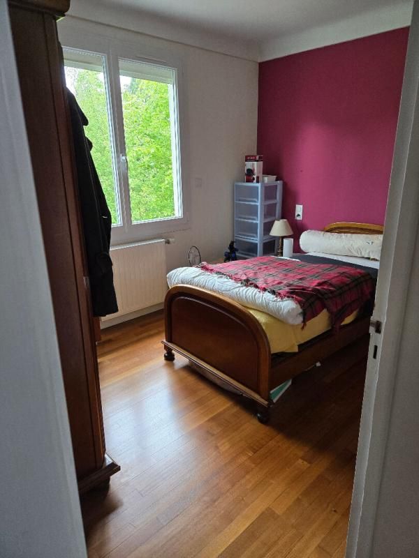 ROSTRENEN Maison Rostrenen 8 pièce(s) 170 m2 3