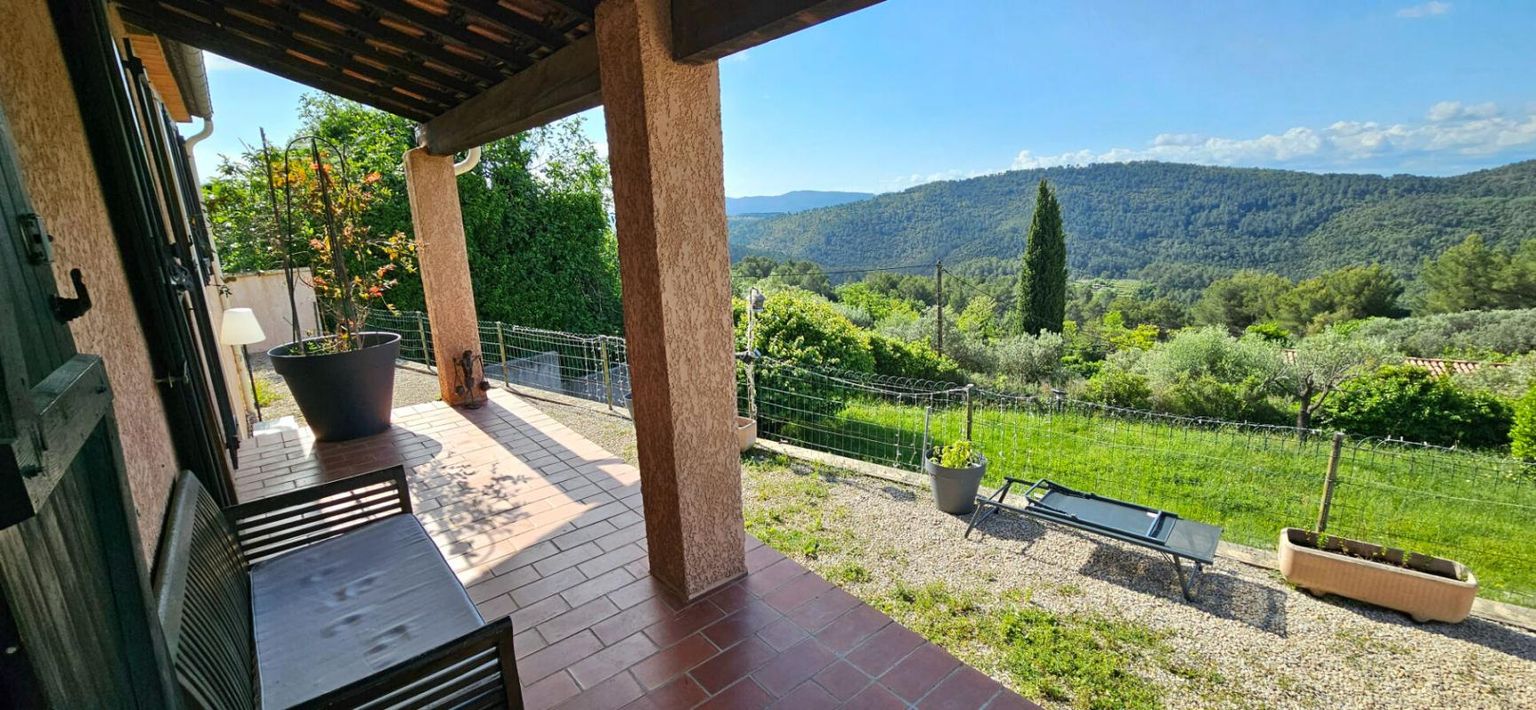 CLAVIERS Villa 3 chambres et garage sur magnifique terrain avec vue panoramique 2