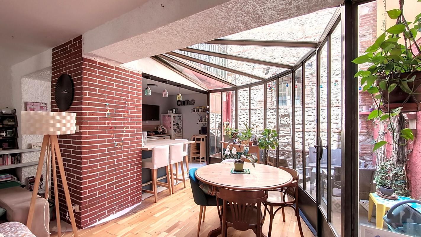 PERPIGNAN Maison de caractère-4 chambres-patio- terrasse-surface habitable 142M² - (Secteur Arago- 66 000 PERPIGNAN ) 2